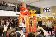 事业什么中国驻菲律宾大使与菲候任外长共同出席庆祝中菲建交50周年图片展